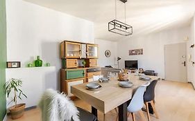 Maison De Ville Avec Garage Et Terrasse